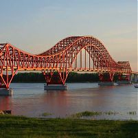 Мост через реку Иртыш на трассе Ханты-Мансийск-Нягань