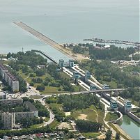 Шлюзовые камеры Новосибирской ГЭС. Новосибирская область