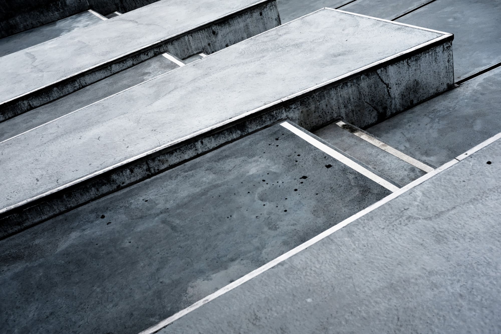 Гидроизоляция швов с помощью гидрошпонок