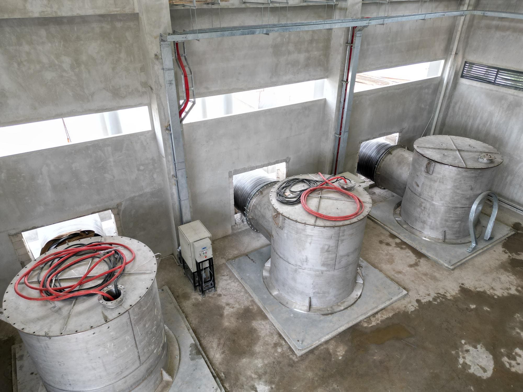 Подливка оборудования