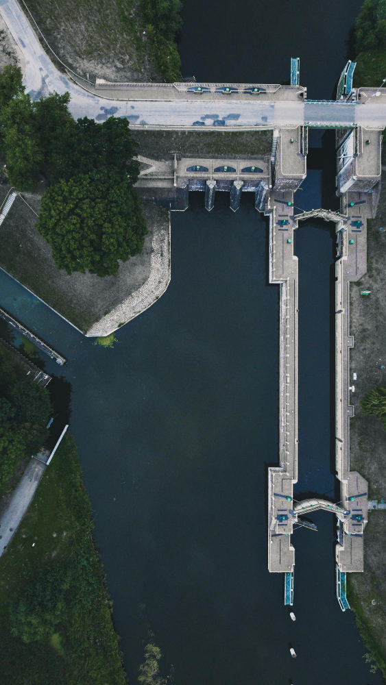 Шлюзовые камеры Новосибирской ГЭС. Новосибирская область